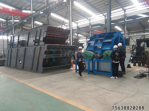 永昌建筑垃圾粉碎设备 履带移动式破碎站与脚手架的协同应用