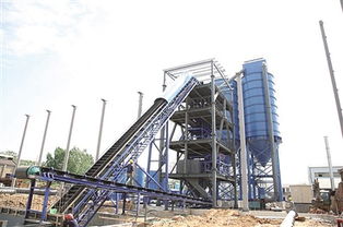 热烈祝贺2017年全国建筑暨矿山机械交易会于荥阳盛大举行——共筑建筑设备租赁行业新未来